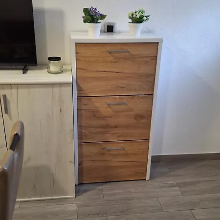 Neva With Free Private Parking Space *