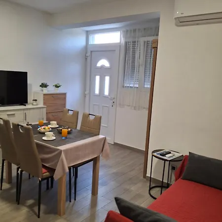 Appartement Neva With Free Private Parking Space