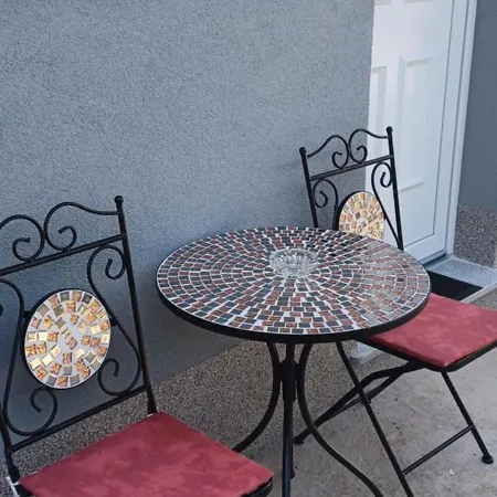 Neva With Free Private Parking Space * 스플리트